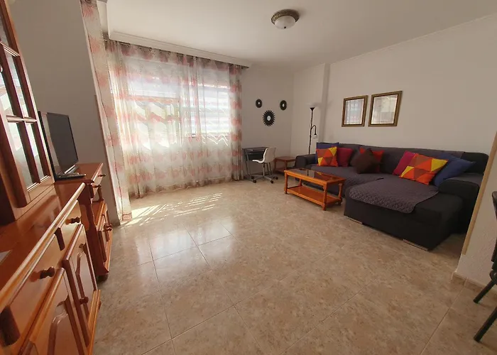 Alquilaencanarias Delfines One